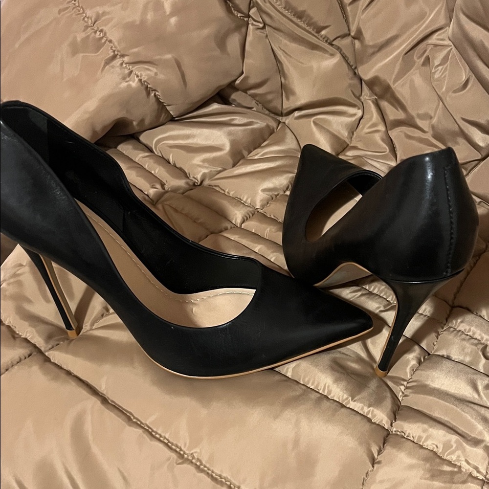 Elegant Black Stiletto Heels